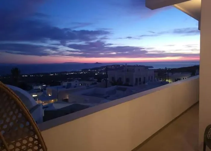 Astivi Santorini * Pyrgos Kallistis