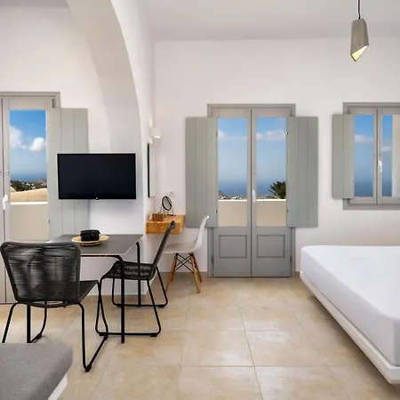 Astivi Santorini *