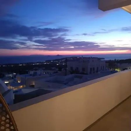 Astivi Santorini * Pyrgos Kallistis